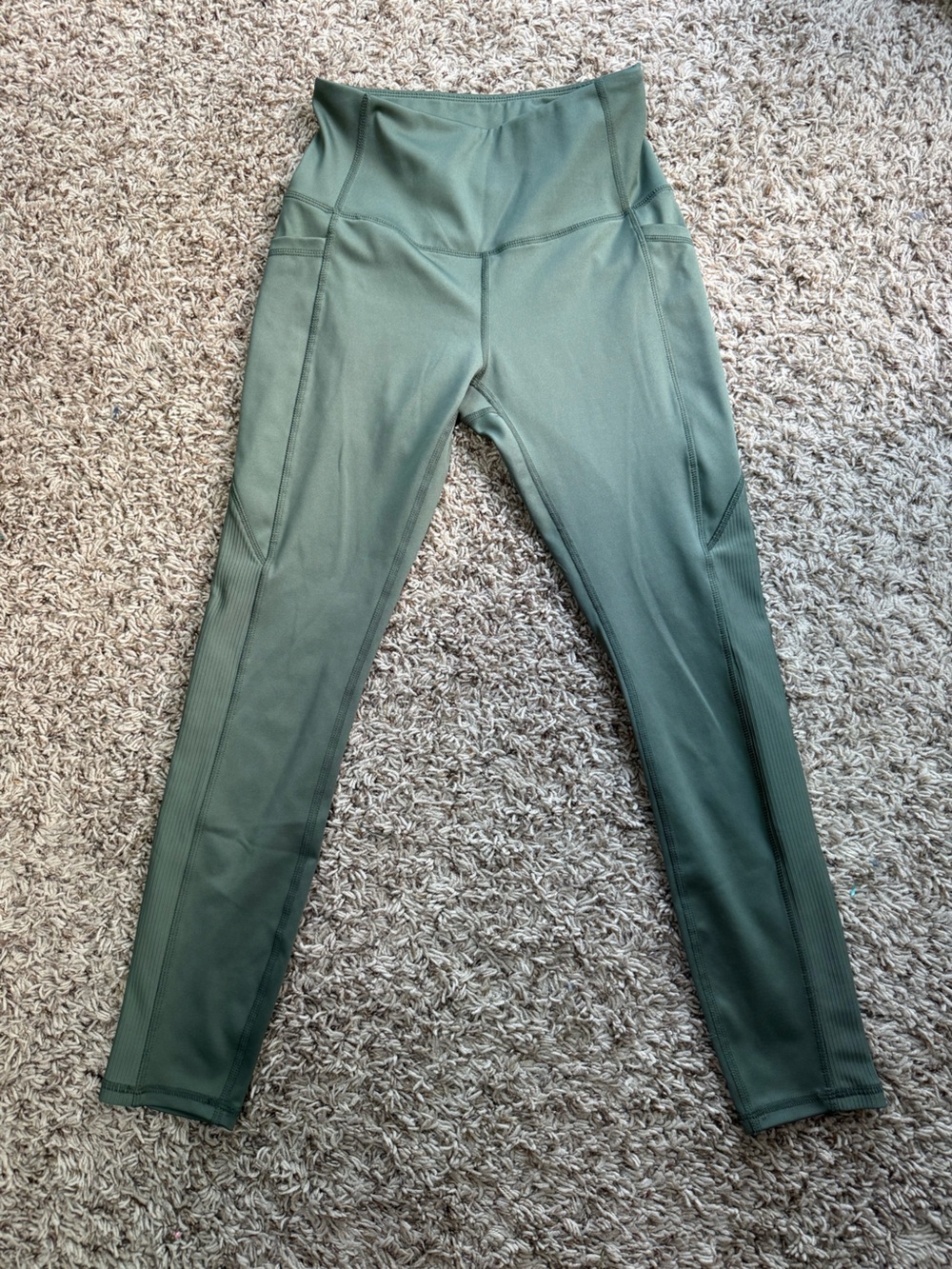 Olive Green Active Leggings-small LegEnd